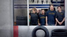 Tires 3.Sezon 12.Bölüm izle